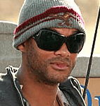 ウィル・スミスが「ハンコック」で着用したサングラスが人気・・・（なぜ？）