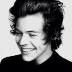 ハリー・スタイルズの髪型は身長とのバランスが最高！誰にでもサインしてくれる優男の生態。